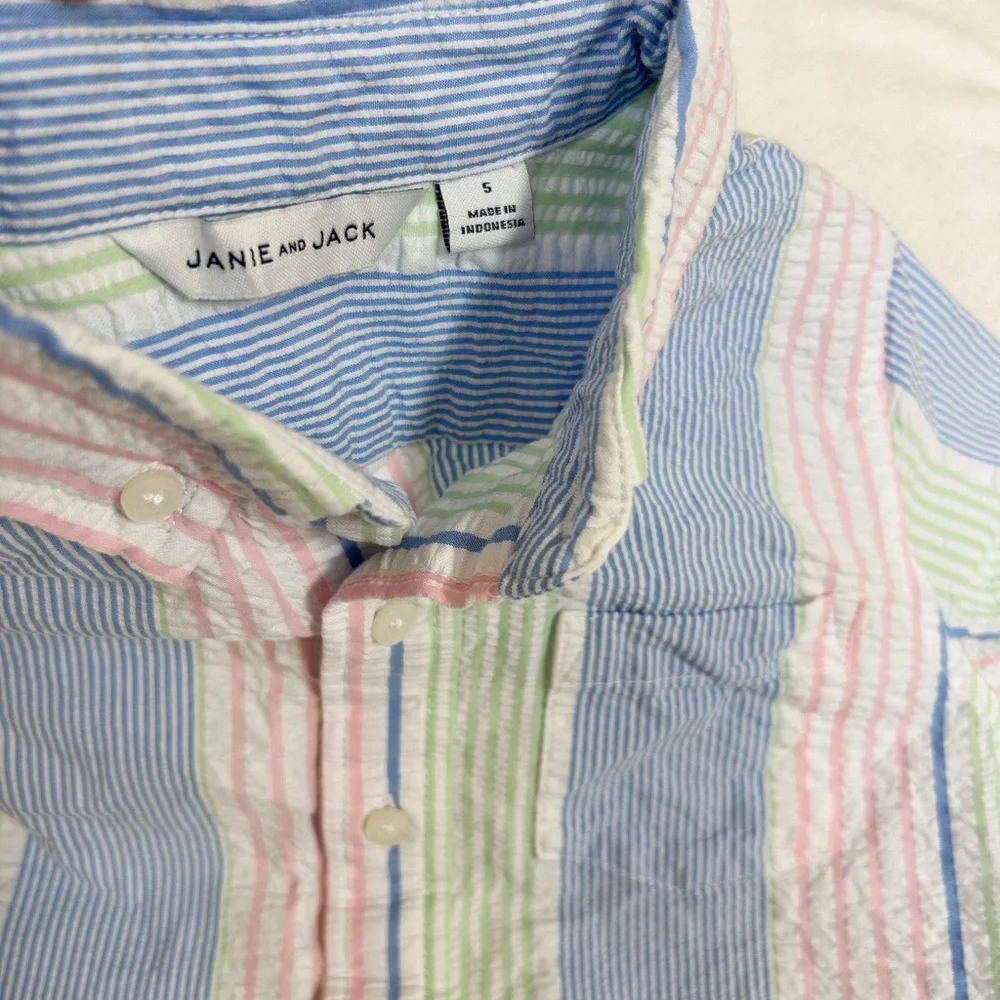 JANIE and JACK seersucker pink green blue short sleeve boys button down sz 5 - s